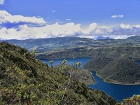 Charakteristické ekosystémy - sladkovodní ekosystémy (kráterové jezero Cuicocha)