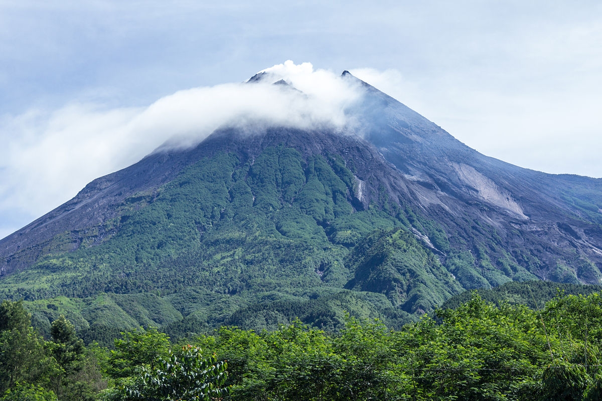 Gunung Merapi Gunung Merapi